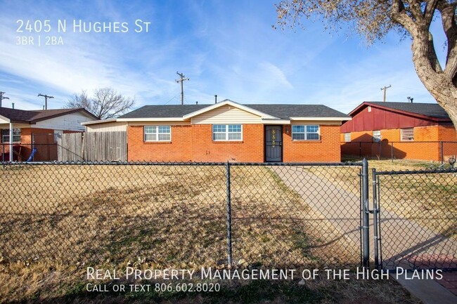 Building Photo - Renovated Near Ross Rogers Golf! HUD vouch...