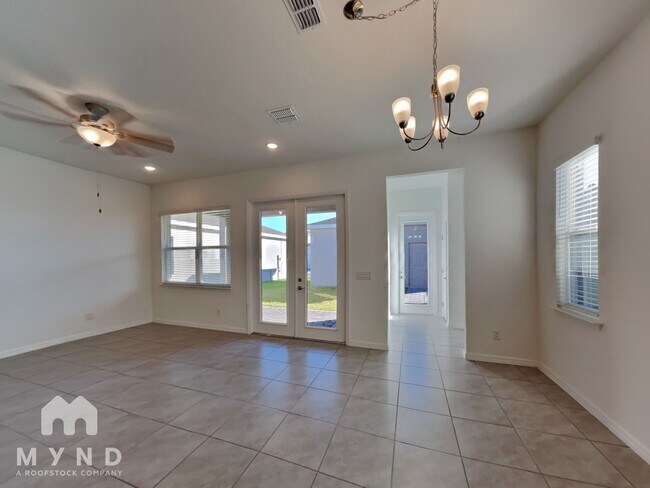 Building Photo - 792 MIDDLETON ST