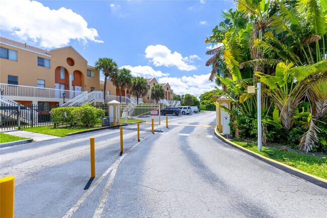 Building Photo - 5200 NW 31st Ave