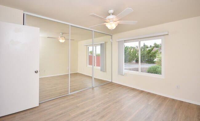 Building Photo - 55+ Senior Community Located on  Peacock Hills!!