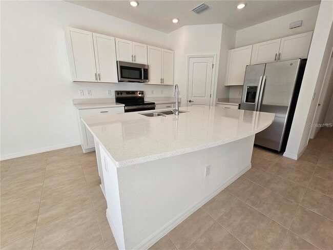 Building Photo - 15068 Cuzcorro Ct