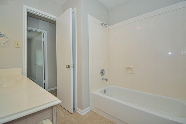 Building Photo - 2203 Friarwood Trail