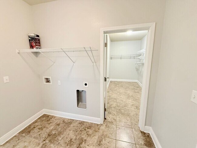 Building Photo - 4355 Winners Gait Cir