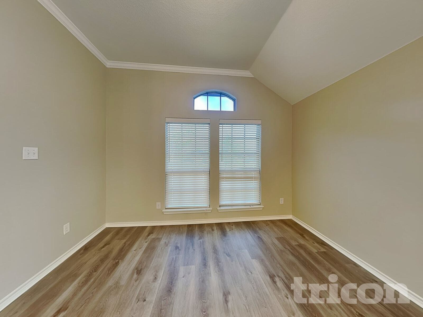 Building Photo - 313 Lucky Landing Dr