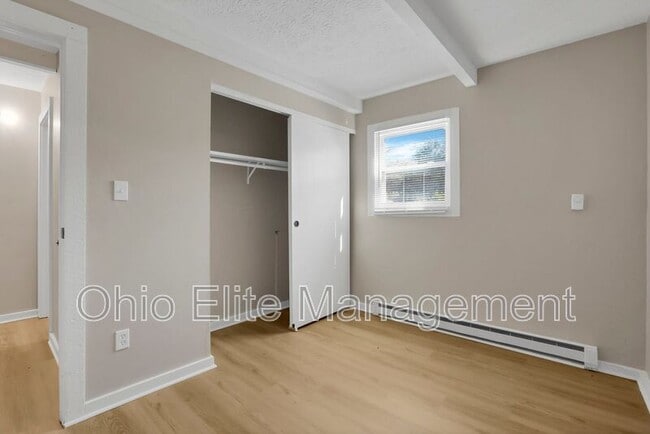 Building Photo - 3086 Grasmere Ave