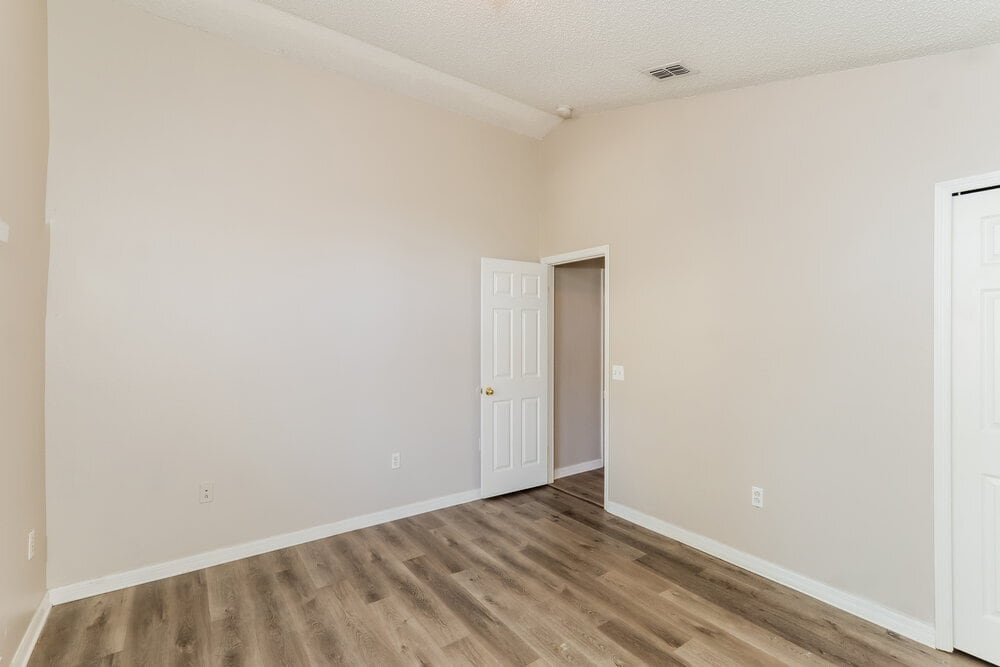 Building Photo - 6215 Cannoli Pl