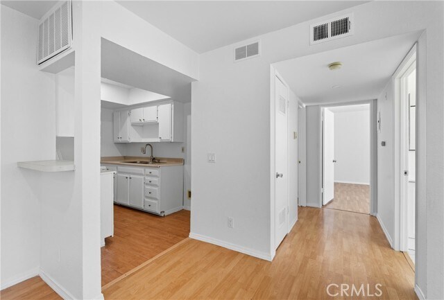 Building Photo - 1605 Winona Blvd