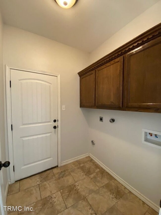 Building Photo - 3 br, 2 bath House - 2561 DATE PALM DR.