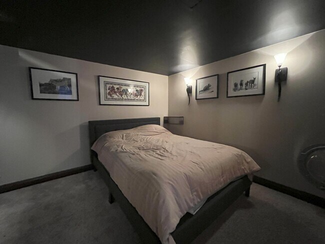 Building Photo - Charming NW Portland 1-Bedroom with Brick Accents & Modern Touches