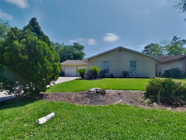 Primary Photo - 15811 Kenbriar Dr