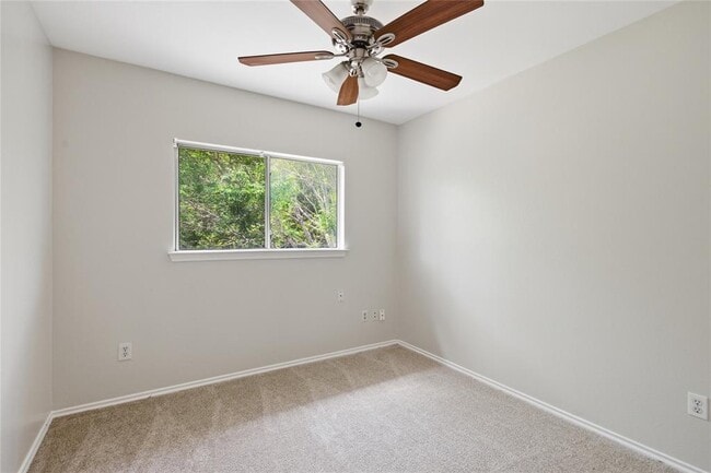 Building Photo - 10316 Garbacz Dr