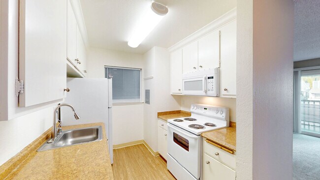 Building Photo - 481 Ignacio Blvd