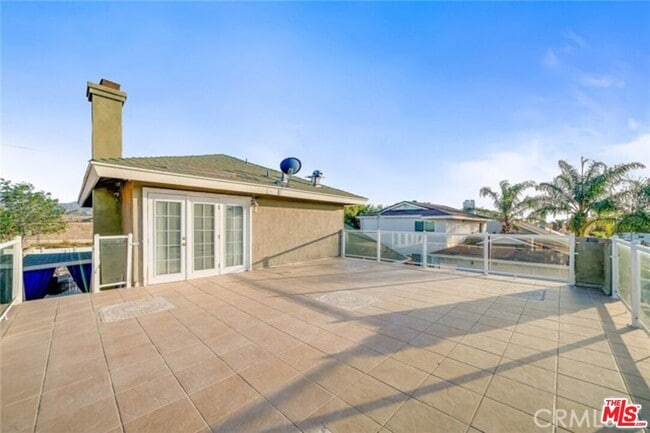 Building Photo - 15616 Rosehaven Ln