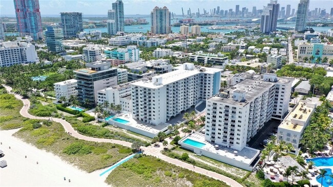 Building Photo - 345 Ocean Dr