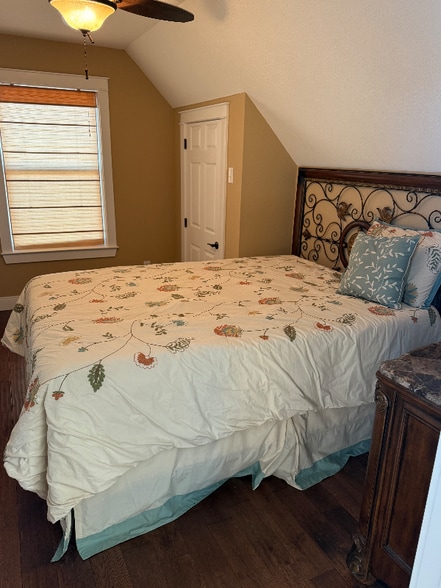 Building Photo - 3045 Red Bluff Cir