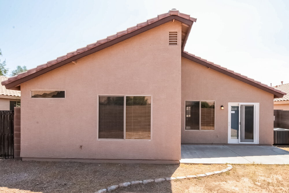 Building Photo - 11026 E Delta Ave
