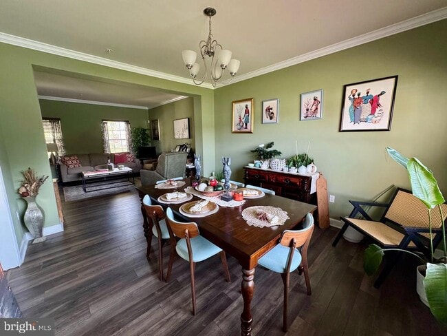 Building Photo - 220 Fountain Ln