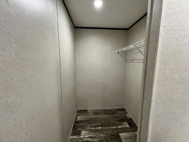 Building Photo - 69 Tower Manor Cir E