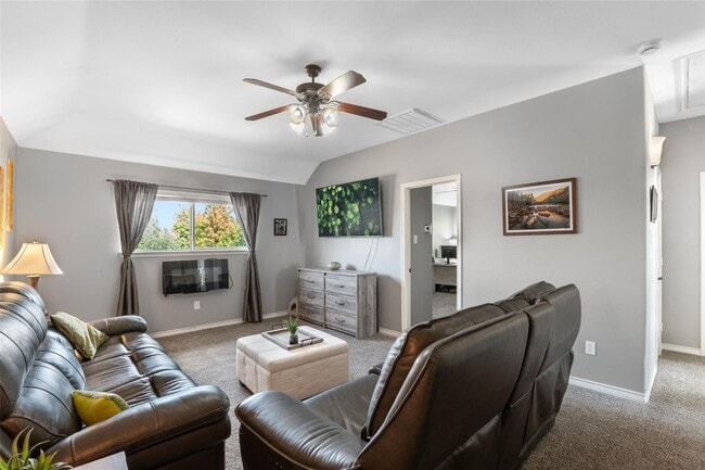 Building Photo - Resort-Style Living in the Heart of Dalton Ranch