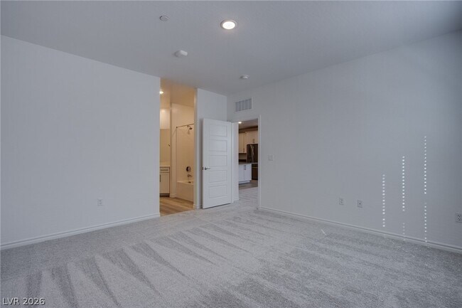 Building Photo - 2555 Hampton Rd
