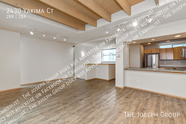 Building Photo - 2430 Yakima Ct