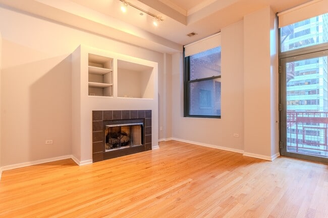 Building Photo - 208 W Washington St