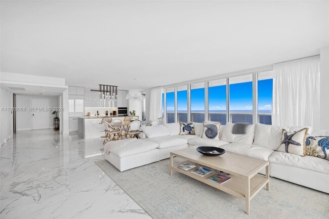 Building Photo - 1830 S Ocean Dr