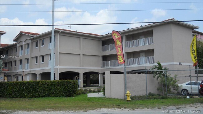 9751 W Okeechobee Rd