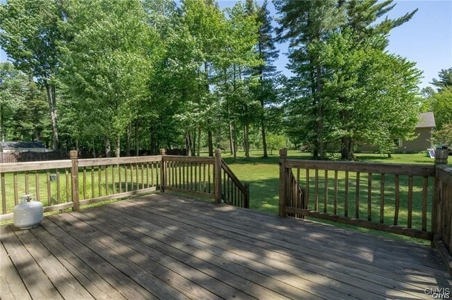 Building Photo - 26558 Andrew Dr