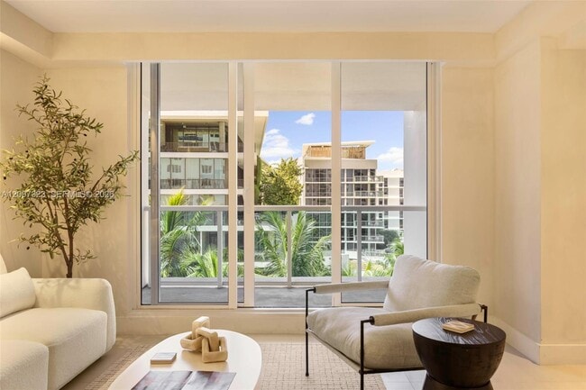 Building Photo - 2301 Collins Ave
