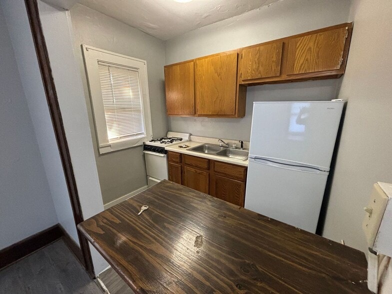 Interior Photo - Ingersoll Park Studios