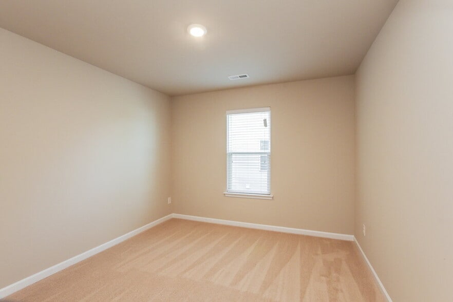 Building Photo - 1130 Rankin Oaks St