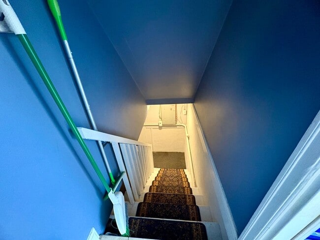 Building Photo - 3 Bedroom 1 Bathroom in Harrisburg!