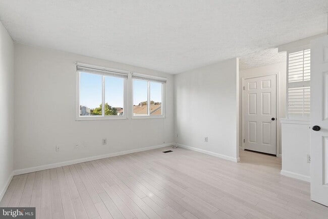 Building Photo - 13225 Custom House Ct