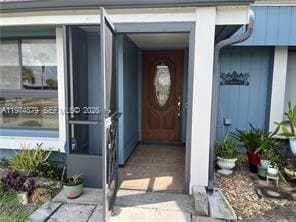 Building Photo - 1041 River Run