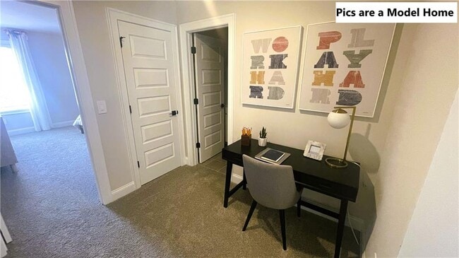 Building Photo - 3237 Madeira Dr