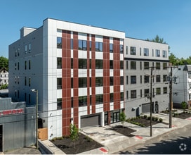 Building Photo - 124-130 Ellis Ave