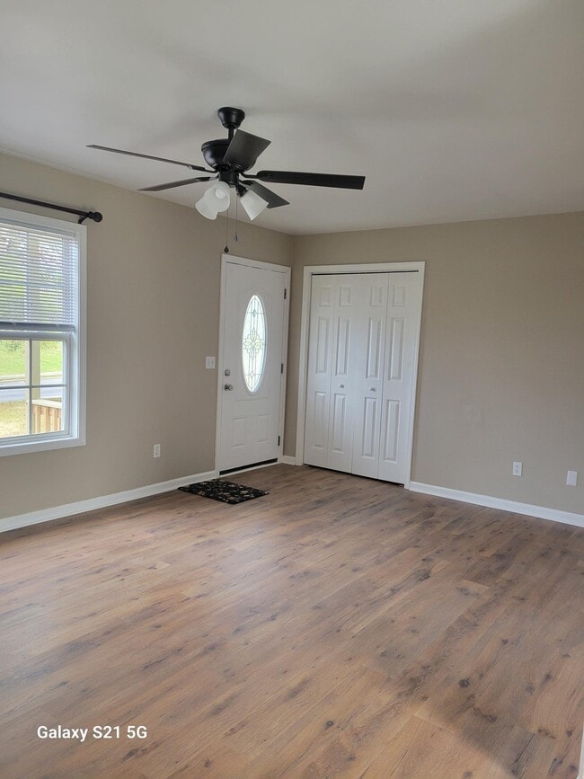 Building Photo - 251 Myrtle Ave