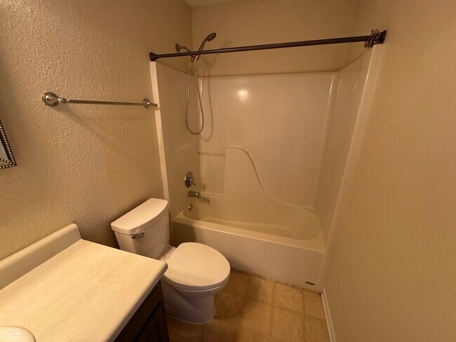 Building Photo - 7644 Scatter Woods Ln