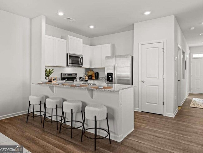 Building Photo - 5976 Skylar Dr