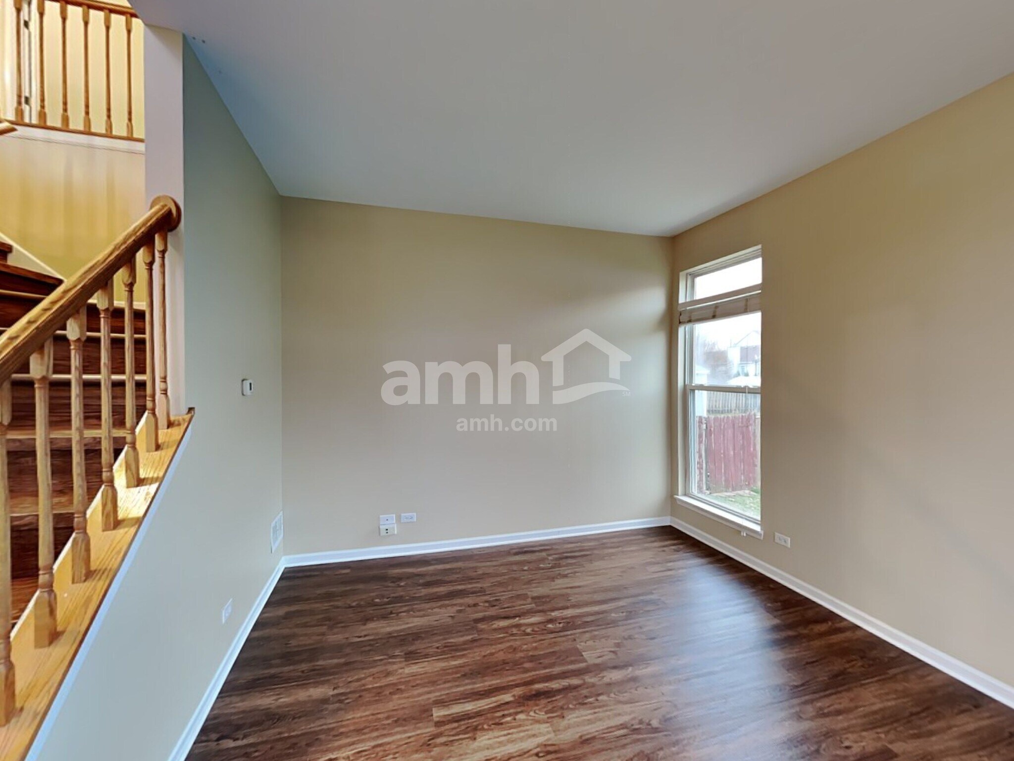 Building Photo - 10620 Rushmore Ln