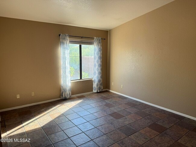 Building Photo - 3002 W Country Ranch Dr