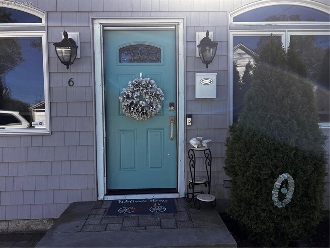 Building Photo - 6 Charles Pl