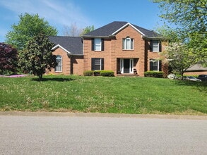 Building Photo - Spacious Westside Retreat!