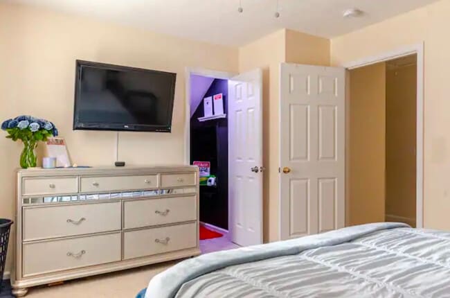 Building Photo - 901 Bordeaux Pl