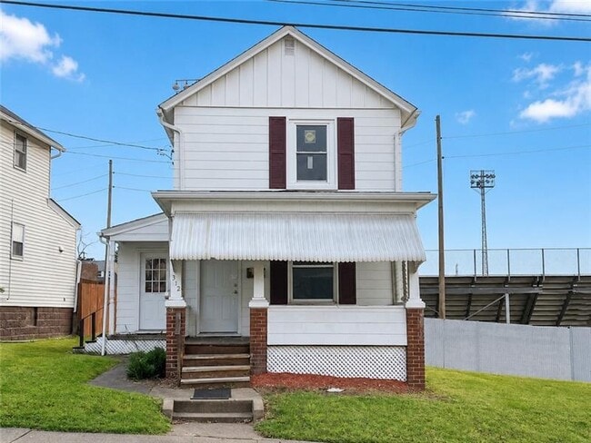 Building Photo - 312 Jackson Ave