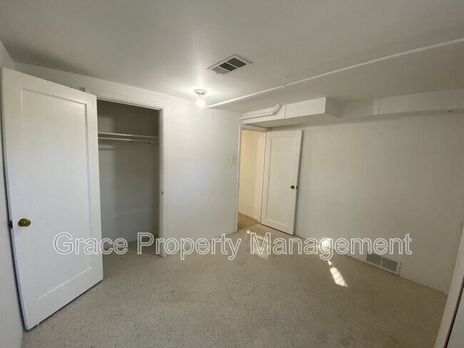 Building Photo - 745 N Fairfax St