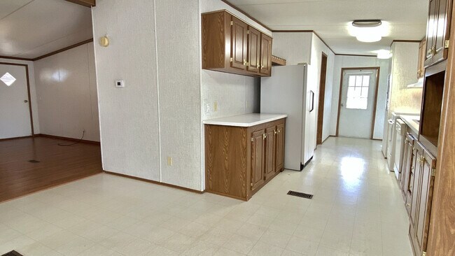 Building Photo - 130 Highway 3033