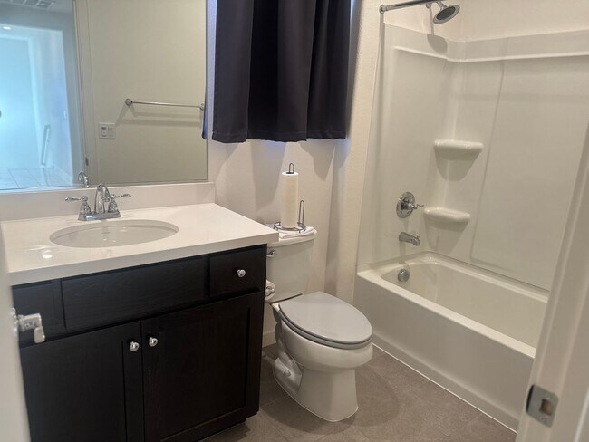 Building Photo - 1401 Jamboree Dr