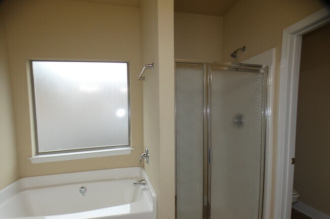 Building Photo - 3-Bedroom Home + Office/Flex Space